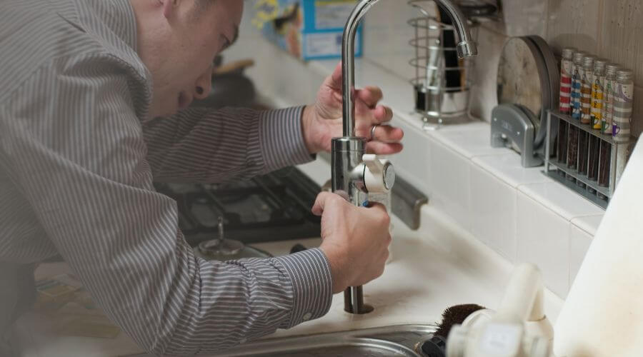 Professional clogged toilet repair in Mendon, MO